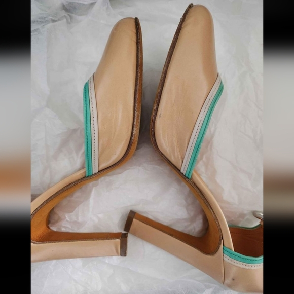 💗Vintage Paul & Betty Tan & Yellow with Blue-Green trims pumps size IT 37 - Picture 8 of 8